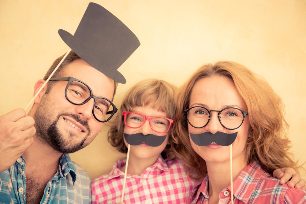 Glad familie