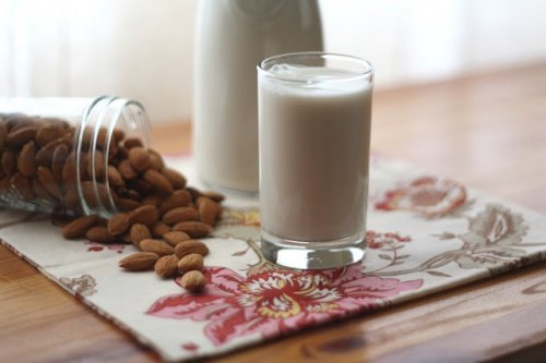 Mandelmælk