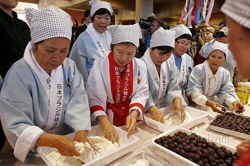 kvinder der arbejder