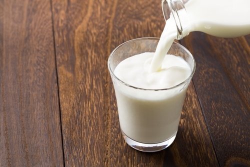 sådan kan du minimere mørke rande med kold mælk