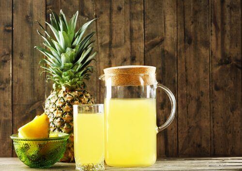 Ananasskræl indeholder meget kraftfulde og gavnlige enzymer