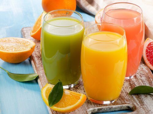 Frisk juice er noget du ikke bør give dine børn til morgenmad