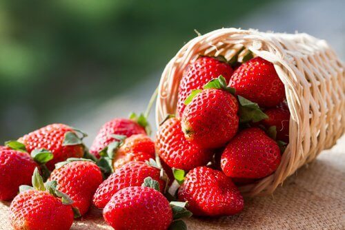 Regelmæssigt indtag af jordbær er godt for dine arteriers sundhed