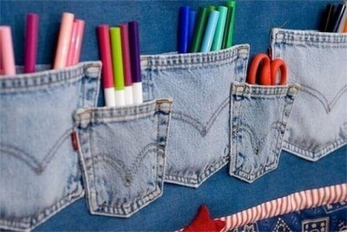 Dine gamle jeans kan omdannes til blyantsholdere