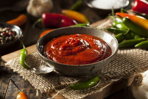 En skål krydret sauce, der kunne gøre dine fødder sved overdrevet