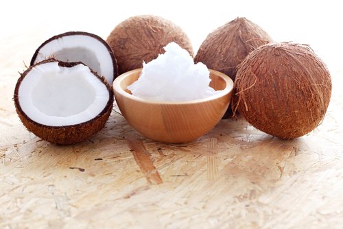 kokosolie er et effektivt middel mod strækmærker