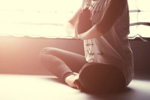 Mindfulness kan føre unge mennesker nemmere gennem teenageårene