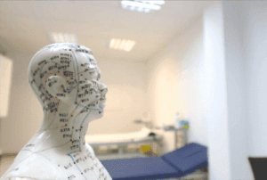 Auriculoterapi mod Parkinson's