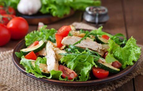 kylling og salat