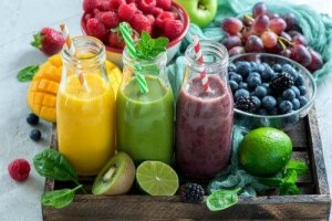 Tre måder at lave veganske smoothies på