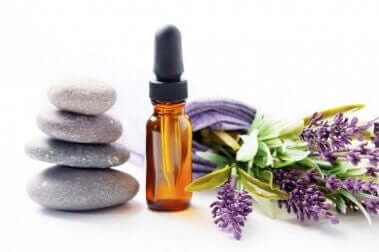 Lavendel æterisk olie er et af de naturlige midler mod nervøsitet