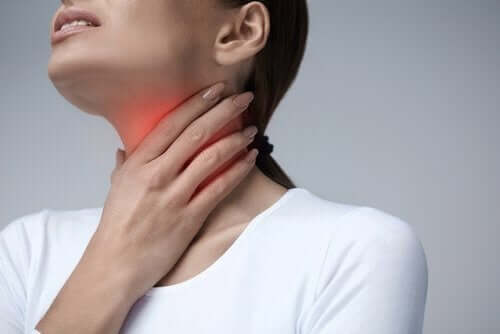 Ondt i halsen kan være meget smertefuldt og generende