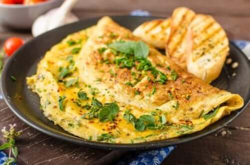 Lækker omelet med spinat