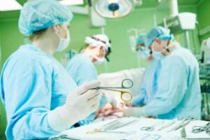 Sternotomi: Komplikationer og restitution