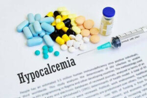 Symptomer på hypocalcæmi samt behandling