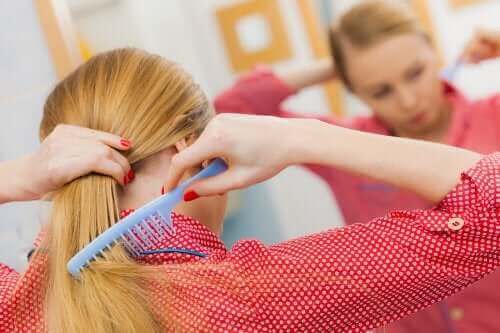 Forebyggelse af hårtab: Fem tips til en sund hovedbund