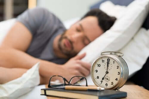 Forbedr din søvn med disse sunde sovevaner