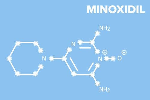 Minoxidil: Behandling til alopecia og hårtab