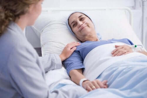 Palliativ pleje kan ydes på et hospital, i et specialiseret center eller hjemme