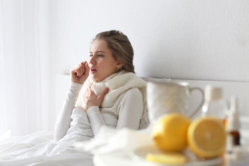 Hoste forbundet med forkølelse