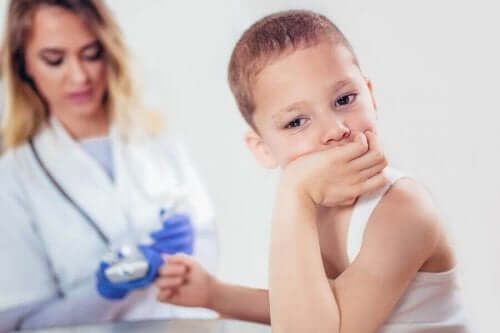 For at måle blodsukkerniveauet hos børn skal man tage en blodprøve