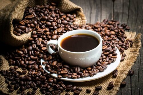 Kaffe og kaffebønner