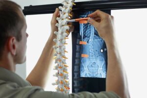 Knoglemetastaser: Symptomer og behandlinger