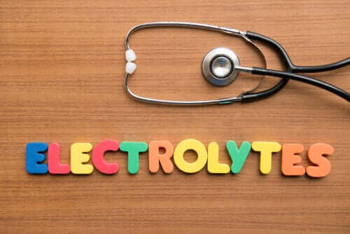 Hvad er elektrolytter?