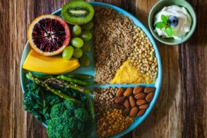 Den autoimmune protokol (AIP): Hvad indebærer den?