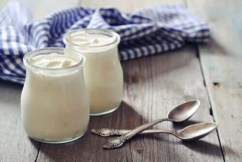 Yoghurt i glas