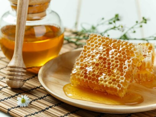 Tag propolis ved de første symptomer på forkølelse og influenza