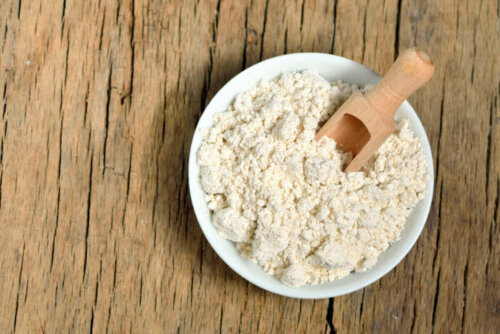 Kolloid havre i skål