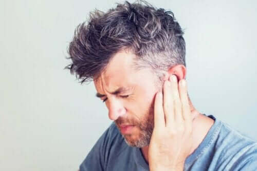 Mand med ørepine kan måske få gavn af øvelser til svimmelhed