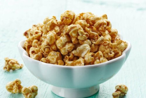 Popcorn med karamel
