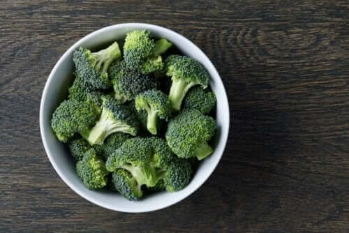 Skål med broccoli