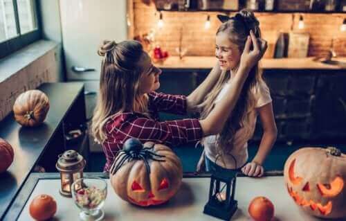 Halloween er eksempel på udendørs aktiviteter til efteråret