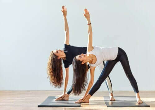 Hjælper yoga mod slidgigt?