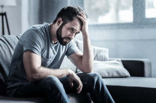 Depressiv neurose: Symptomer, årsager og behandling