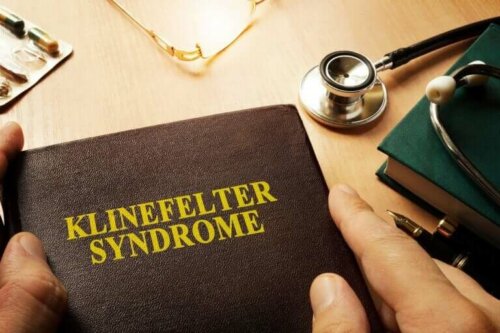 Årsagerne til Klinefelters syndrom, og hvordan det påvirker mænd