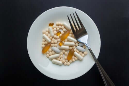 Årsager til at tage medicin før eller efter et måltid