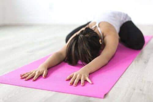Yogaøvelser til skoliose