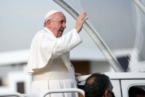 Pave Frans' symptomatiske divertikelsygdom