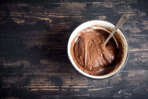 Dej til brownie i mikrobølgeovn