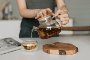 4 infusioner med honning til forbedring af dit helbred