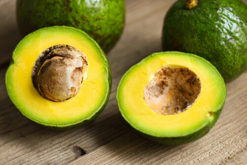 Avocado til veganck ceviche