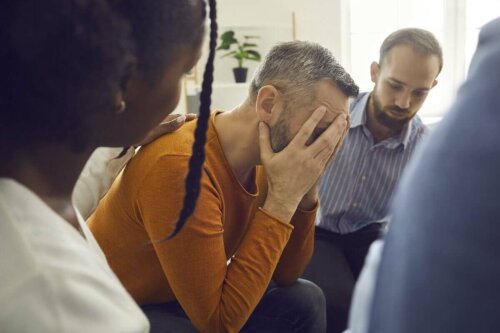 Mand har svært ved at overvinde frustration