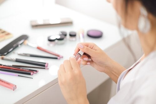 Den korrekte rækkefølge for makeupprodukter