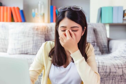 Kvinde oplever bihulebetændelse