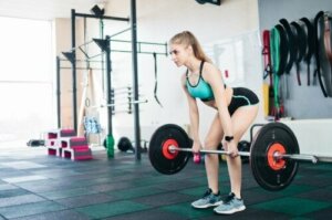 Opstart af styrketræning for kvinder: Øvelser og fordele