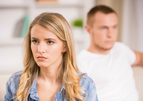 Hvad skal du gøre, når din partner bliver vred og ikke vil tale med dig?